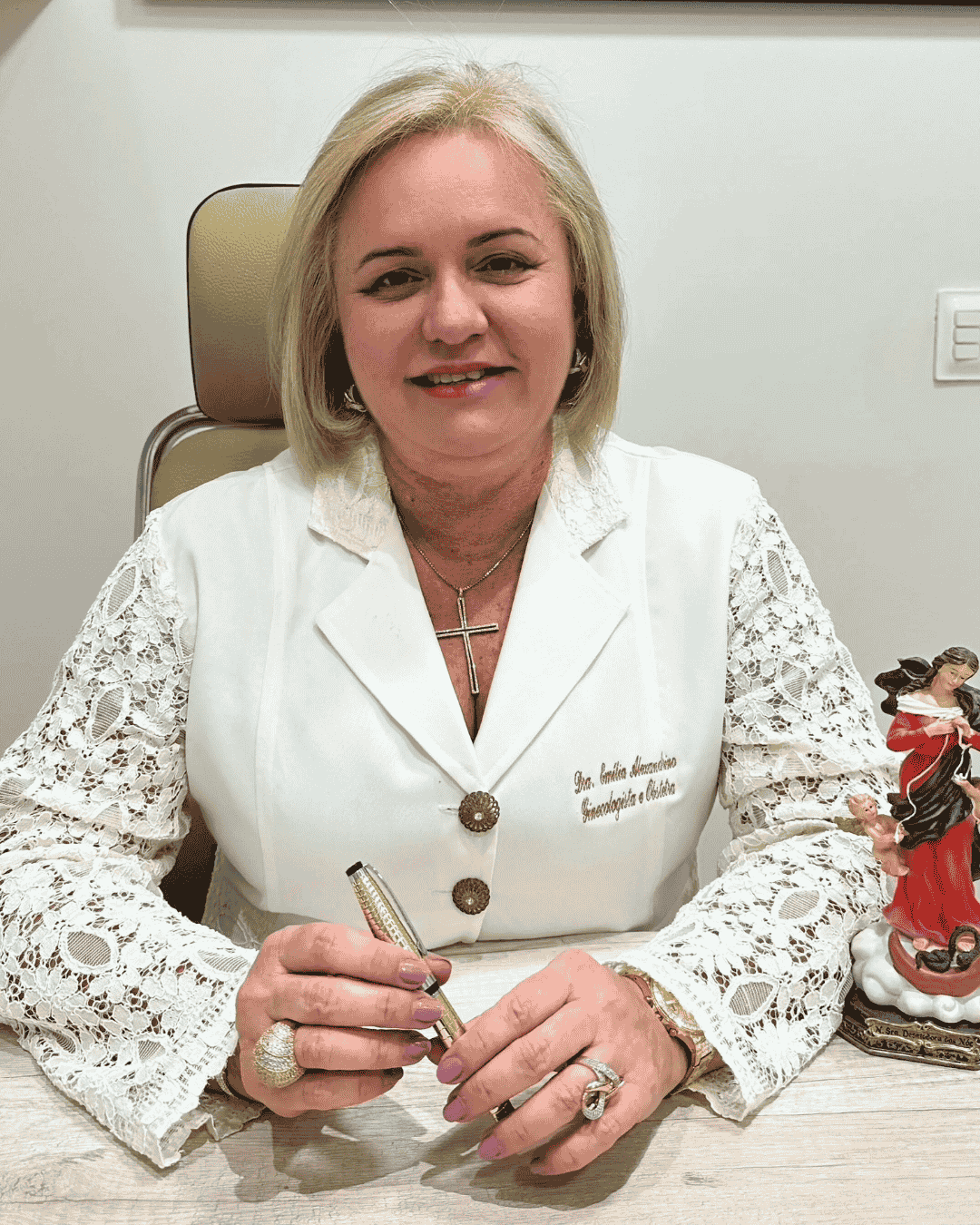 Dra. Emília Alexandrino